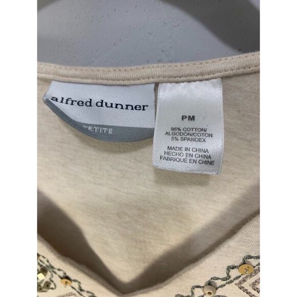 Alfred Dunner Womens Petite Embroidered Beige Short Sleeve V-Neck Top Size PM - Picture 3 of 3